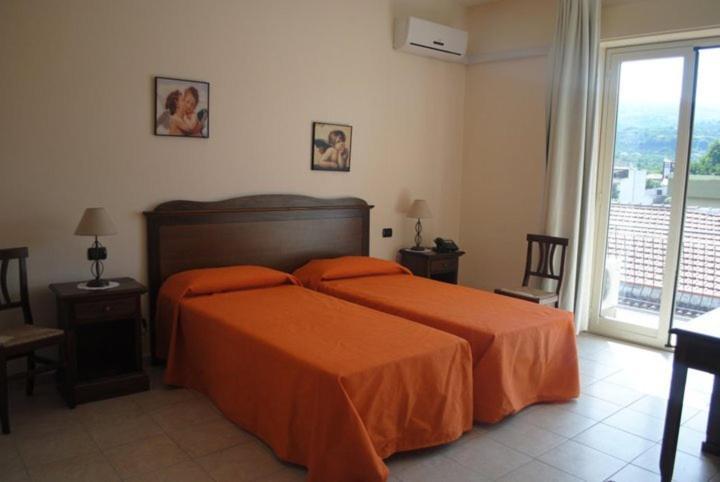 Fiumefreddo Hotel Fiumefreddo di Sicilia Phòng bức ảnh